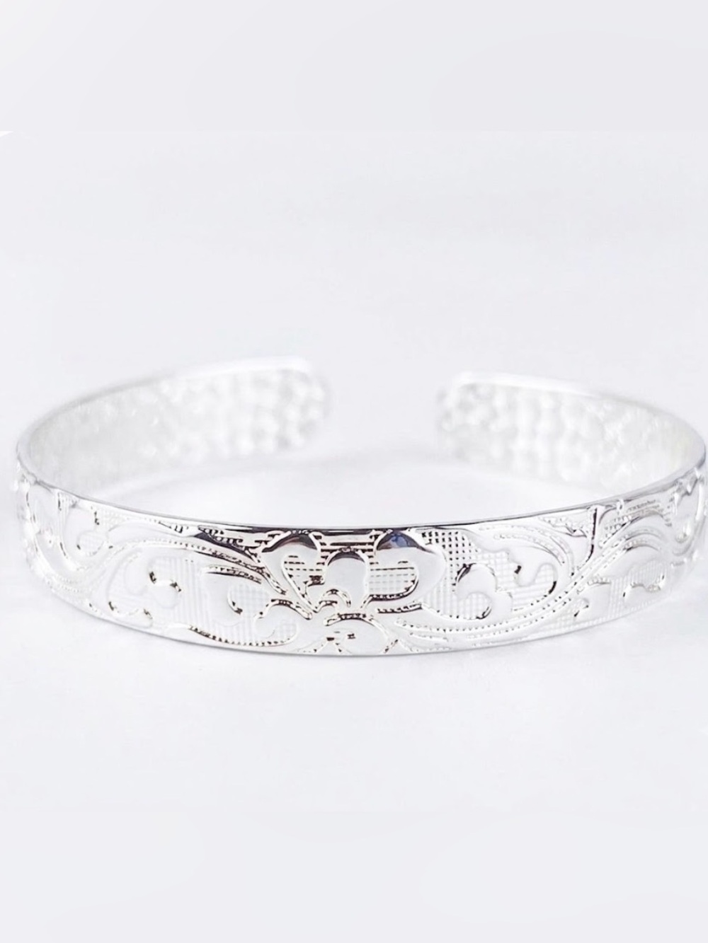 925 Sterling Silver Engraved Scroll Cuff Bracelet